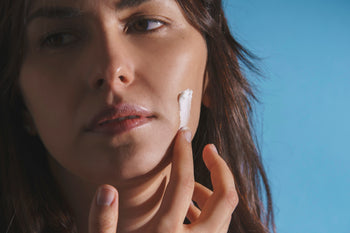 Pelle sensibile e stress: una mente calma per una pelle sana