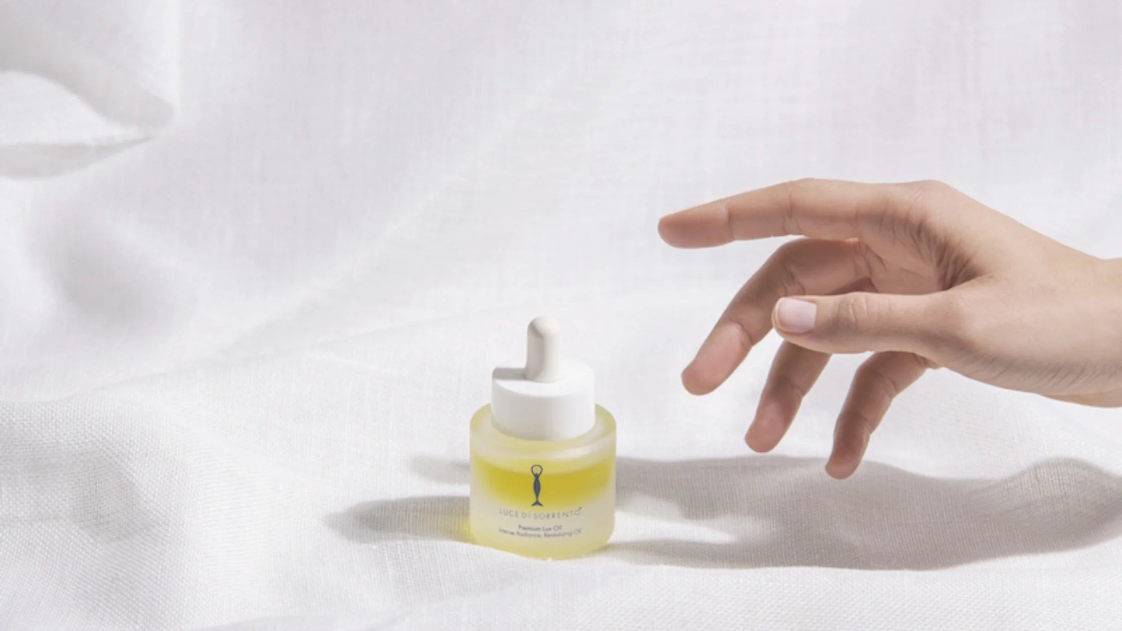 olio di oliva sul viso